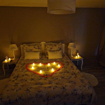 Valpuiseaux Le Relais Des Clefs - Au Calme Du Gatinais - Escapade A Deux - Terrasse Privee - Wifi - Offre Romantique Sur Demande المظهر الخارجي الصورة