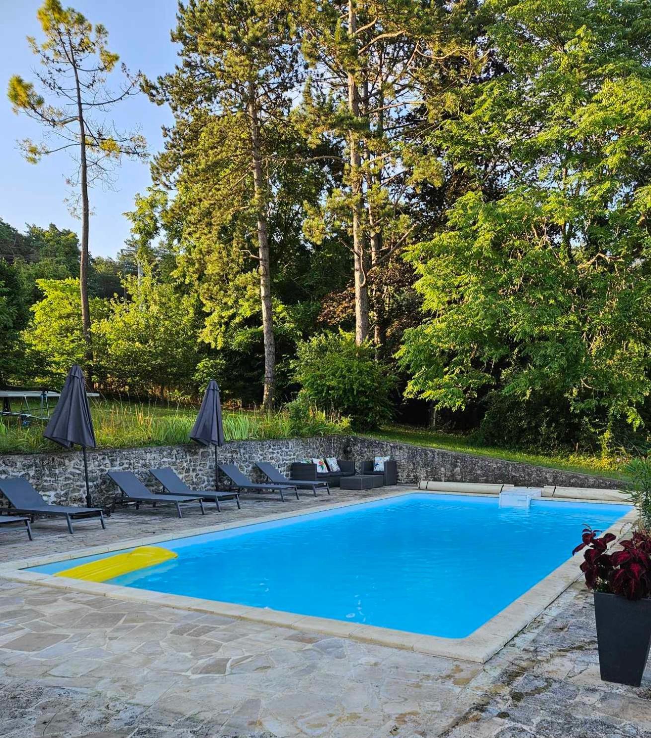 Valpuiseaux Le Relais Des Clefs - Au Calme Du Gatinais - Escapade A Deux - Terrasse Privee - Wifi - Offre Romantique Sur Demande المظهر الخارجي الصورة