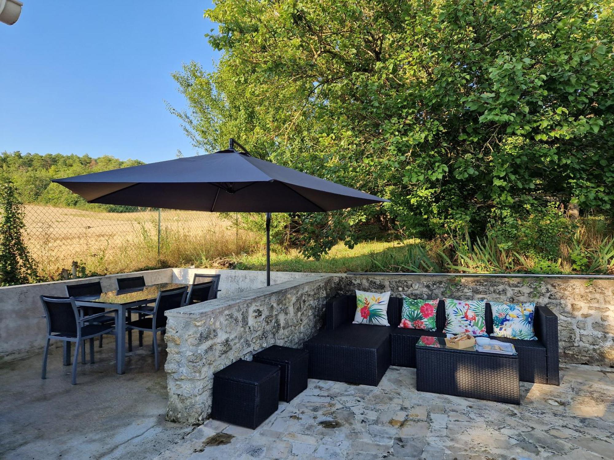 Valpuiseaux Le Relais Des Clefs - Au Calme Du Gatinais - Escapade A Deux - Terrasse Privee - Wifi - Offre Romantique Sur Demande المظهر الخارجي الصورة